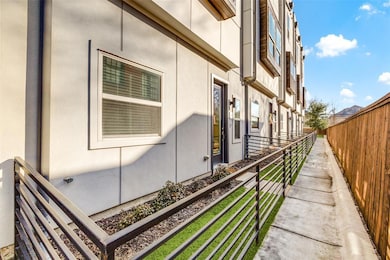 5910 Ross Ave unit 1, Dallas, TX 75206 - photo 4