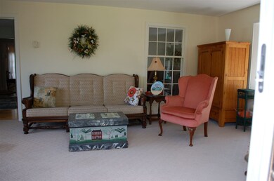 10 Berkeley St, Barre, VT 05641 - photo 4