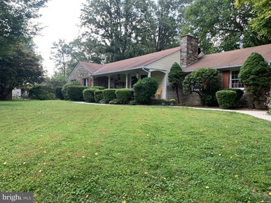 610 Blankner Rd, Sykesville, MD 21784 - photo 2