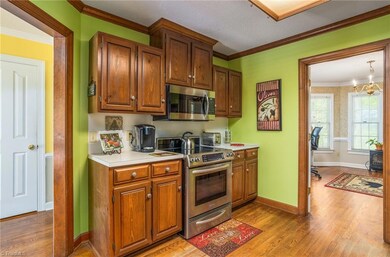 2839 Oak Hollow Dr, Asheboro, NC 27205 - photo 6