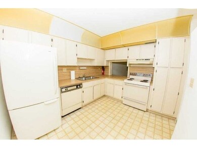 6095 N Sabal Palm Blvd unit 203, Tamarac, FL 33319 - photo 4