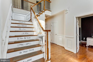 6002 Glennberry Ct, Glenn Dale, MD 20769 - photo 4