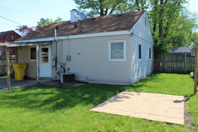 238 N Wiggs St, Griffith, IN 46319 - photo 3
