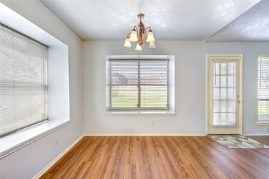 8010 Western Trail Dr, Houston, TX 77040 - photo 5