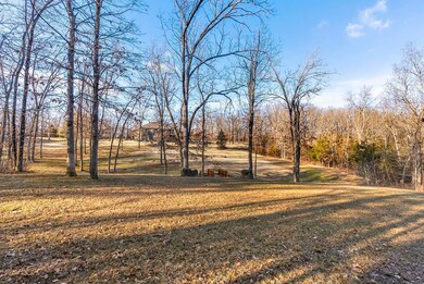 5457 E Calbert Ln - 050