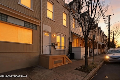 384 W Gordon St, Allentown, PA 18102 - photo 2