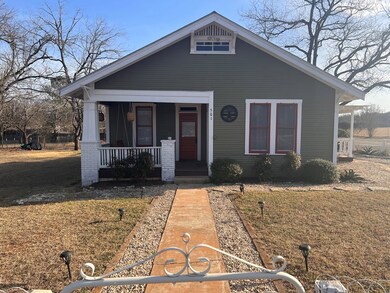 501 Post Oak Rd, Fredericksburg, TX 78624 - photo 2