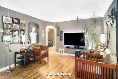 Design-Savvy Living Room