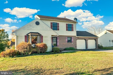 4690 Pheasant Run, Reading, PA 19606 - photo 2