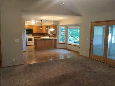 105 Buckingham Dr, Bella Vista, AR 72714 - photo 2