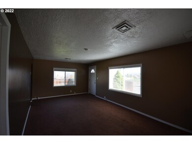 1511 H St, the Dalles, OR 97058 - photo 5