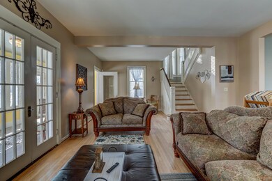 562 Columbus Ave, Benton Harbor, MI 4902