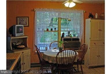 1426 Nelson Ln, Amissville, VA 20106 - photo 5