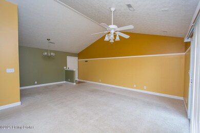 163 Central Blvd unit 64, Mount Washington, KY 40047 - photo 5