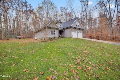 262 Allenwood Dr, Surgoinsville, TN 37873 - photo 2