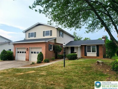 1030 N 10th St, Whitehall, PA 18052 - photo 2