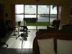35 S Lakeshore Dr, Hypoluxo, FL 33462 - photo 3