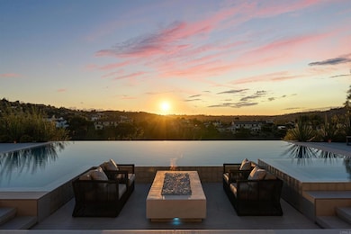 17028 Rendezvous Cir, San Diego, CA 92127 - photo 2