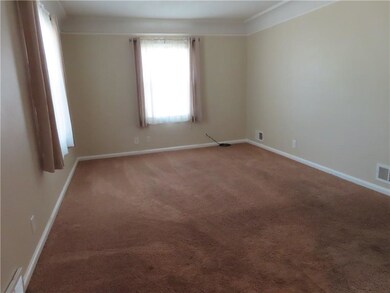 1624 Allison Ave, Des Moines, IA 50314 - photo 6