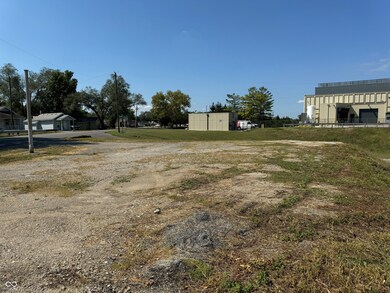 2040 Mckinley Ave, Columbus, IN 47201 - photo 2