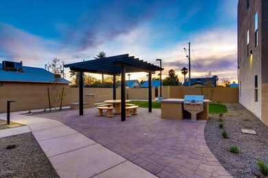 820 N 8th Avenue Phoenix AZ-large-009-15