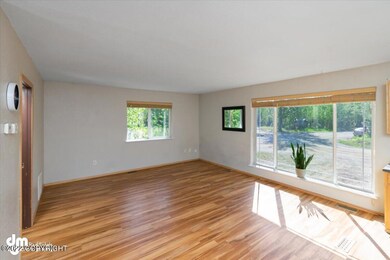 05-Living Room_ETL3312