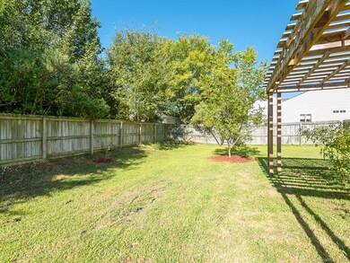 Large Fenced in Back yard!