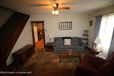 627 Throop St, Dunmore, PA 18512 - photo 7
