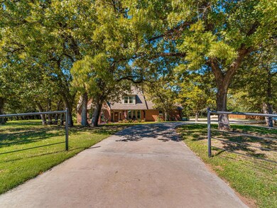 166 Smokey Terrace Ln, Weatherford, TX 76085 - photo 3