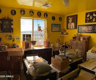 16040 S Elizabeth Place, Arizona City, AZ 85123 - photo 5