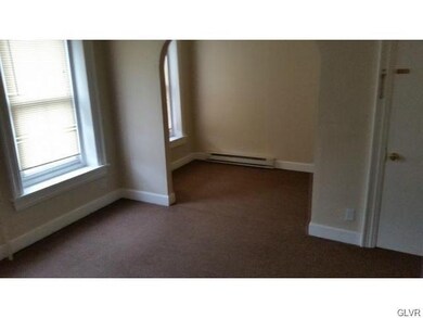 633 N 6th St unit 2, Allentown, PA 18102 - photo 5