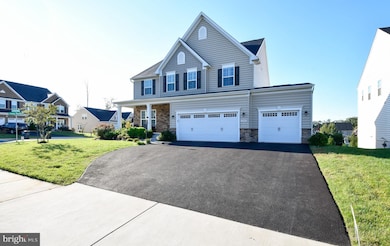 12888 Hoadly Manor Dr, Manassas, VA 20112 - photo 2