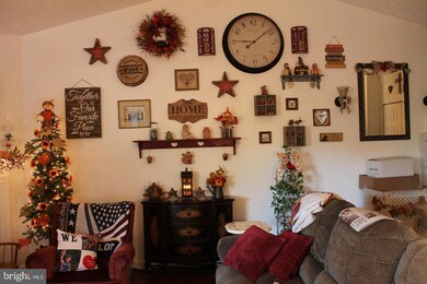 2153 Wainwright Ct unit 2B, Frederick, MD 21702 - photo 3