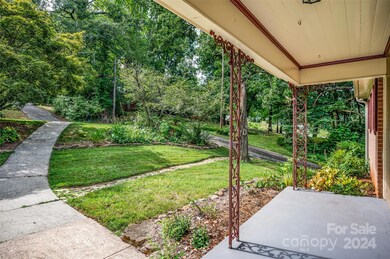 619 Oakdale Dr, Statesville, NC 28677 - photo 3