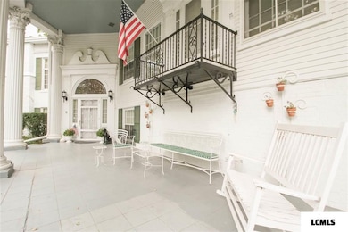 700 N Union St, Lincoln, IL 62656 - photo 4