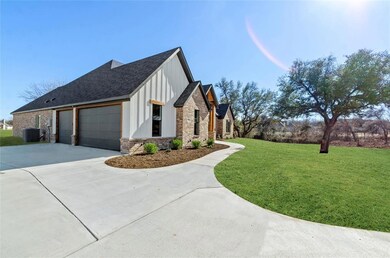 530 Faye Ln, Springtown, TX 76082 - photo 5
