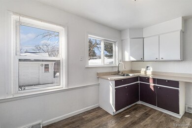 2045 Central St, Ferndale, MI 48220 - photo 7