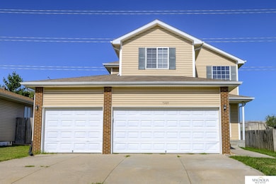 7331 Whitewater Ln, Lincoln, NE 68521 - photo 2