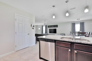 8487 Thor St, Jacksonville, FL 32216 - photo 7