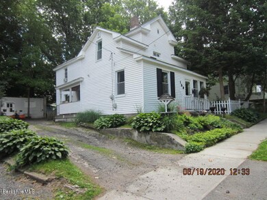 158 Daniels Ave, Pittsfield, MA 01201 - photo 4