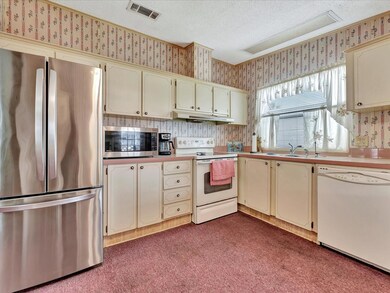 198 S Port Royal Ln, Apollo Beach, FL 33572 - photo 4