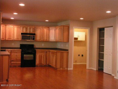 Kitchen w laundry rm
