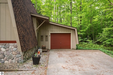 2510 E Cherry Ln, Cedar, MI 49621 - photo 2