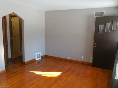 183 Iroquois St, Struthers, OH 44471 - photo 5