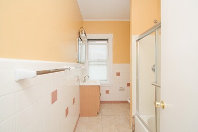 86 Kenmere Rd, Medford, MA 02155 - photo 4