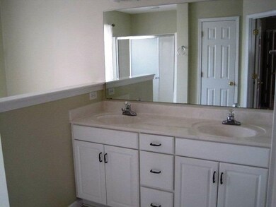 205 Lansing Ct, Jacksonville, NC 28540 - photo 7