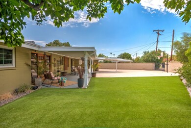 2001 W Edgemont Ave-36