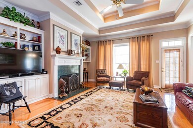 Living Room 4