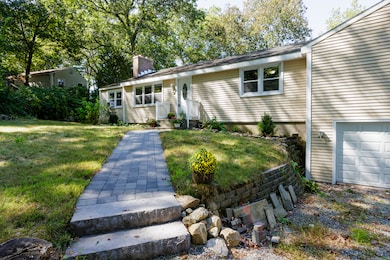 239 Rockledge Rd, Lyme, CT 06371 - photo 4