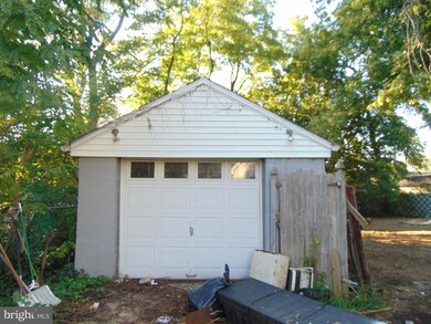 127 Gehrig Ave, Gloucester City, NJ 08030 - photo 2